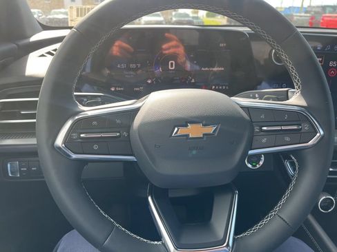 New 2026 Chevrolet Traverse LT AWD/4WD image 19