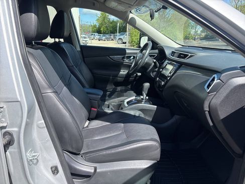 Used 2015 Nissan Rogue SL AWD/4WD image 30