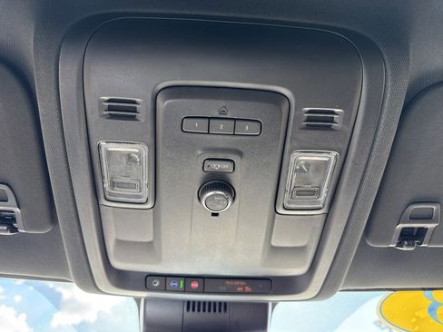 Used 2023 Chevrolet Tahoe LT image 27