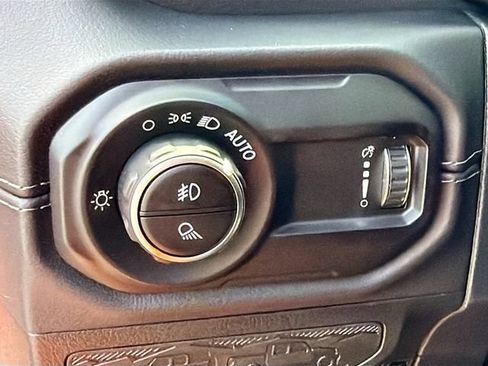 New 2026 Jeep Gladiator Overland AWD/4WD image 10