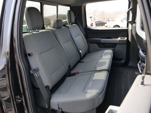 Used 2024 Ford F150 XLT w/ Equipment Group 302A MID image 33