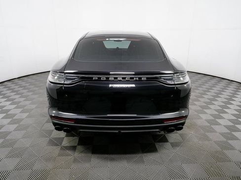 Certified 2023 Porsche Panamera Platinum Edition image 32