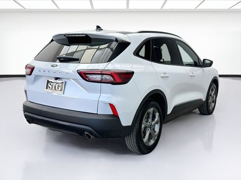 Used 2025 Ford Escape ST-Line FWD image 4