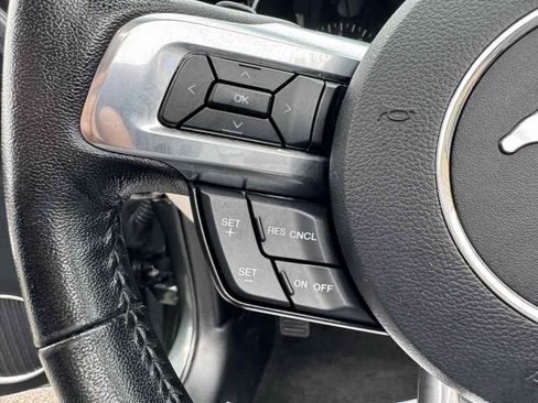 Used 2016 Ford Mustang GT Premium image 24