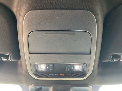 Used 2025 Ford F150 XLT w/ Equipment Group 301A Standard AWD/4WD image 16