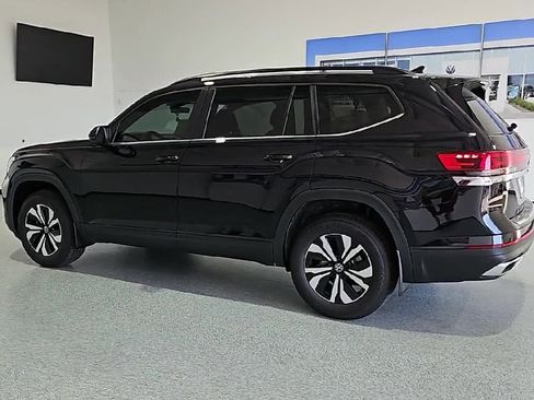 New 2026 Volkswagen Atlas SE FWD image 7