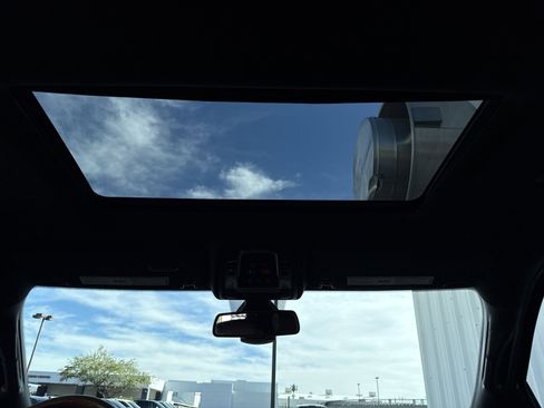 Used 2022 RAM 2500 Limited image 29