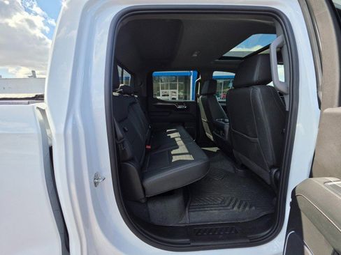Used 2024 Chevrolet Silverado 1500 LT Trail Boss w/ LT Trail Boss Premium Package image 19