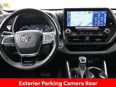 Used 2022 Toyota Highlander Limited AWD/4WD image 14