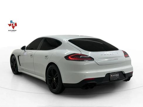 Used 2015 Porsche Panamera GTS image 4