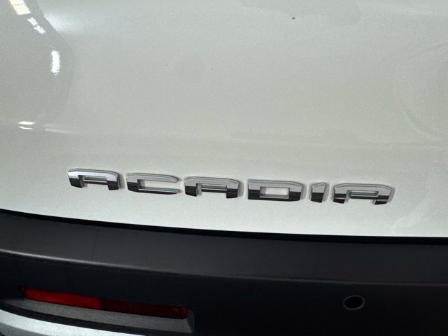 Used 2023 GMC Acadia SLE FWD image 51