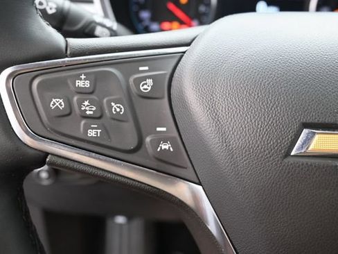 Used 2024 Chevrolet Equinox LT FWD image 15