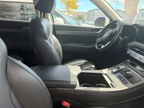 Used 2022 Hyundai Palisade SEL w/ 8P Bench Seat Package FWD image 15