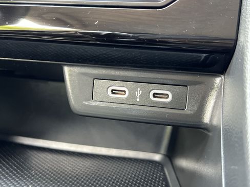 Used 2025 Volkswagen Jetta S FWD image 38