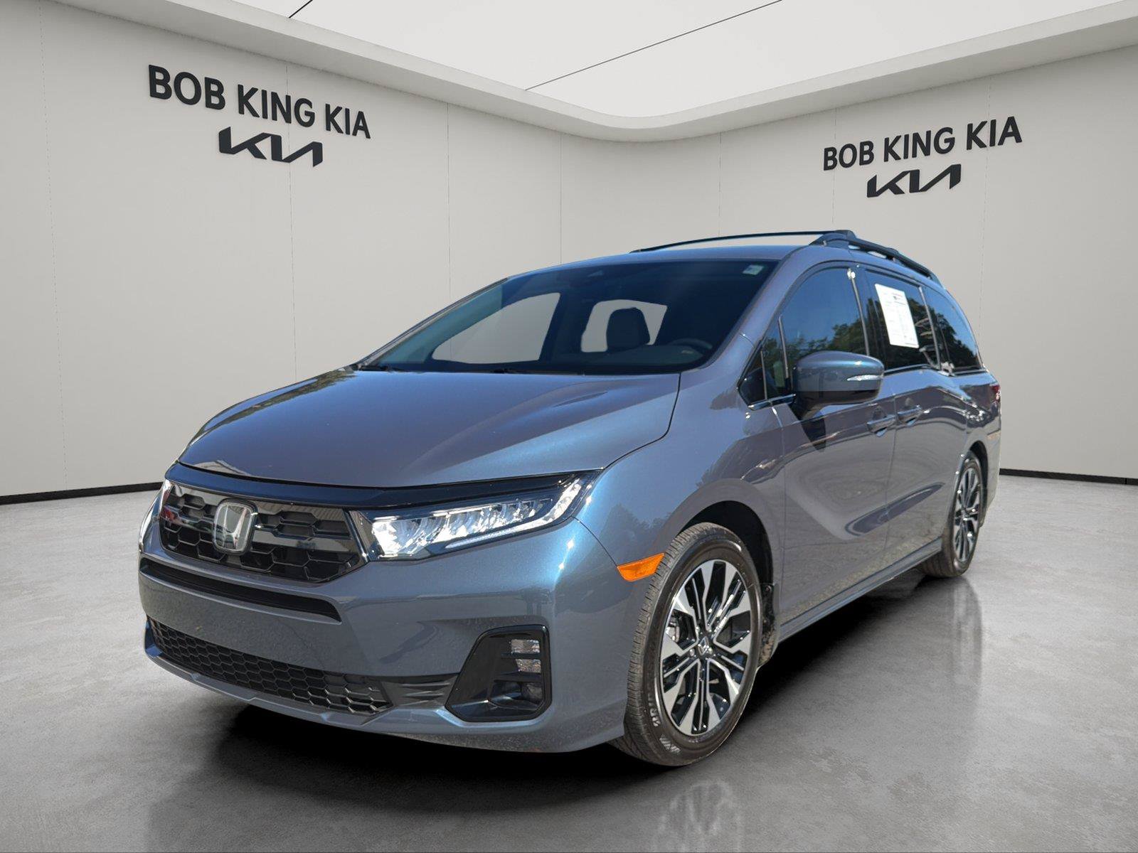 Used 2025 Honda Odyssey Elite image 1