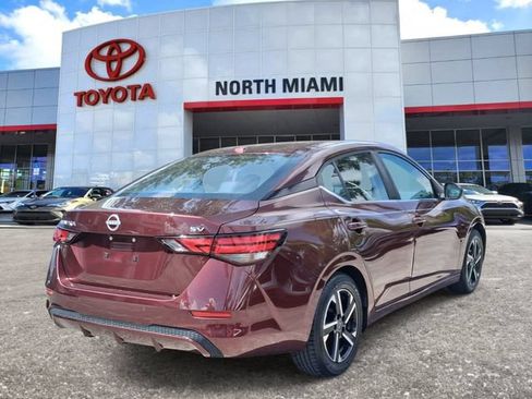 Used 2024 Nissan Sentra SV FWD image 4