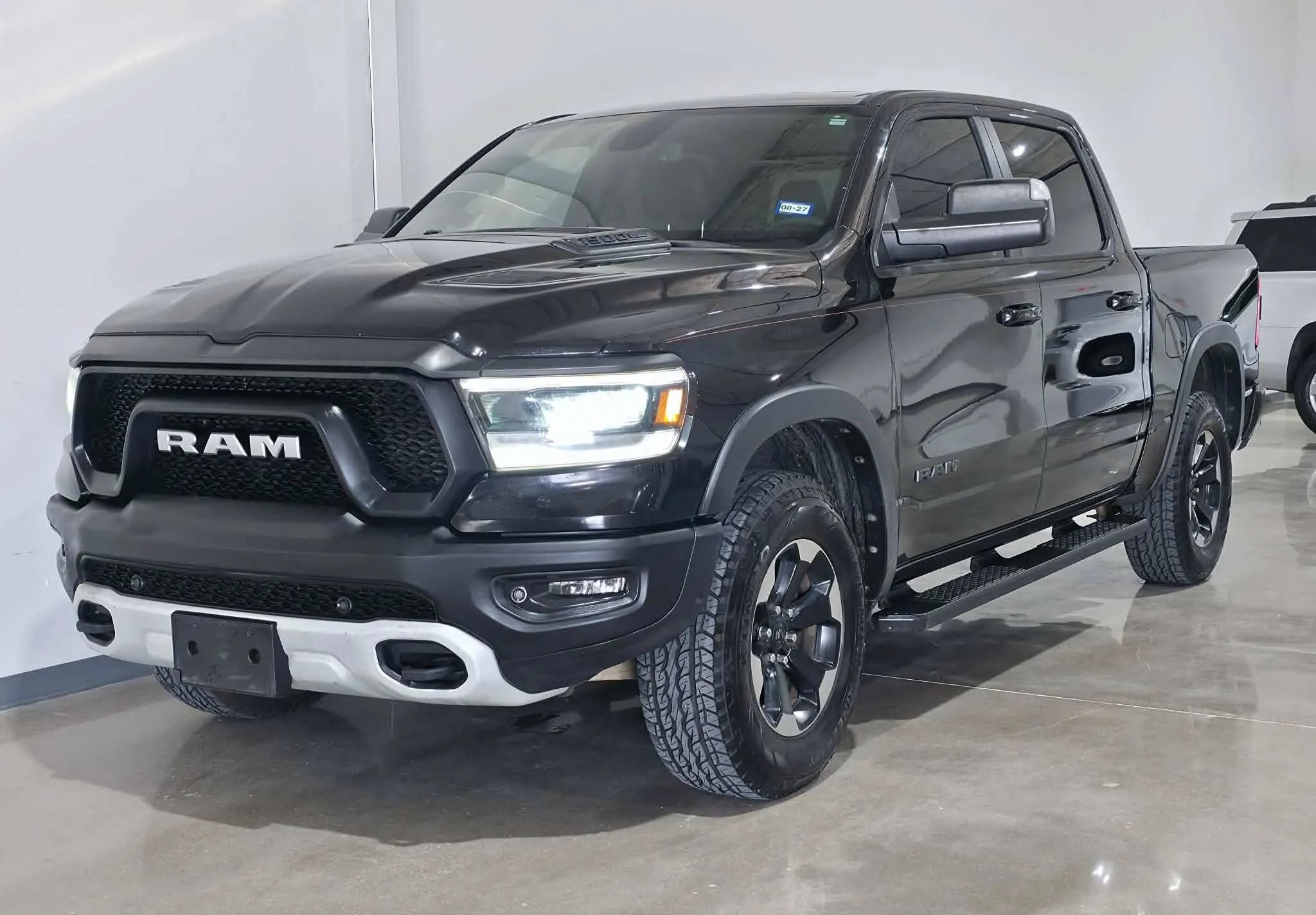 Used 2019 RAM 1500 Rebel w/ Rebel Level 2 Equipment Group AWD/4WD image 7