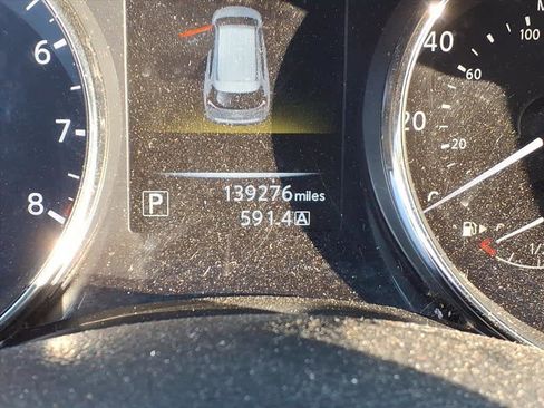 Used 2015 Nissan Rogue S image 17