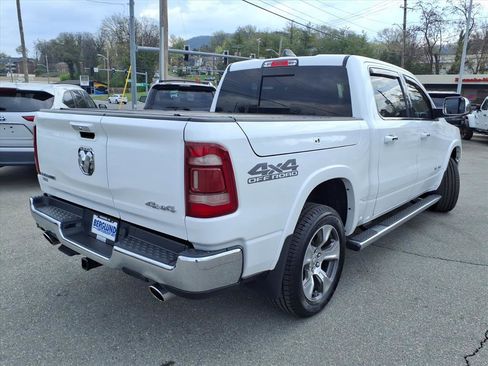 Used 2022 RAM 1500 Laramie AWD/4WD image 3