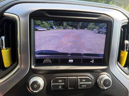 Used 2020 GMC Sierra 1500 Elevation w/ Elevation Value Package AWD/4WD image 21