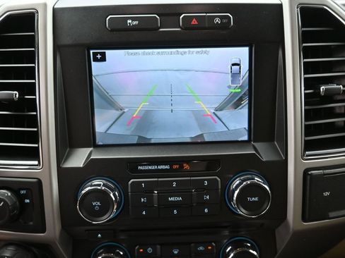 Certified 2018 Ford F150 Lariat image 4