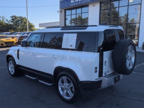 Used 2020 Land Rover Defender 110 HSE AWD/4WD image 10
