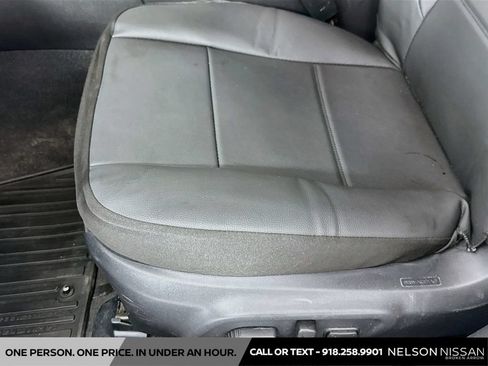 Used 2017 Subaru Outback 2.5i Limited w/ Popular Package #5 AWD/4WD image 19