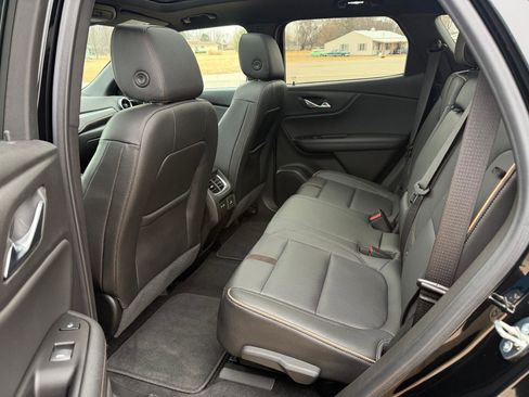 Used 2020 Chevrolet Blazer Premier w/ Driver Confidence II Package image 12