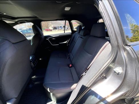 Used 2023 Toyota RAV4 SE w/ Weather & Moonroof Package image 15