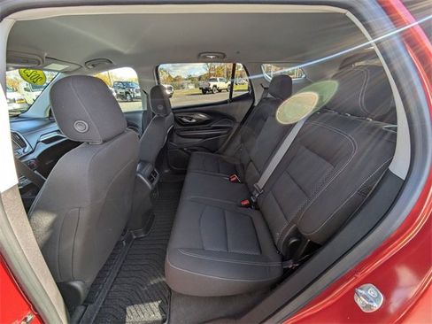 Used 2023 GMC Terrain SLE w/ Driver Convenience Package image 29