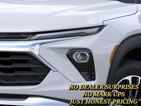 New 2026 Chevrolet TrailBlazer LT w/ Driver Confidence Package FWD image 10