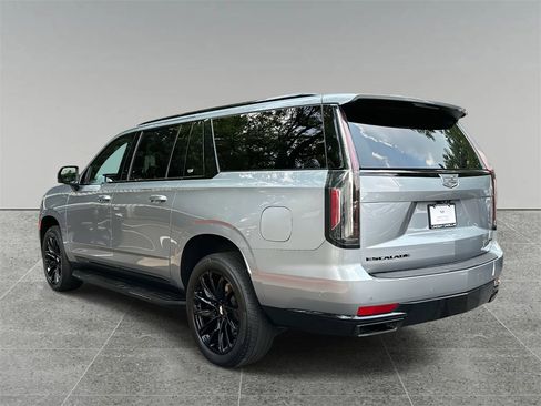 Certified 2024 Cadillac Escalade ESV Sport w/ LPO, ONYX Package image 12