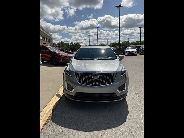 Used 2026 Cadillac XT5 Premium Luxury w/ Driver Assist Package FWD image 3