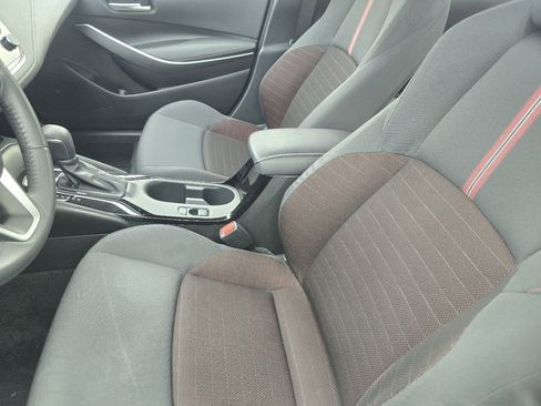 Used 2025 Toyota Corolla SE FWD image 20