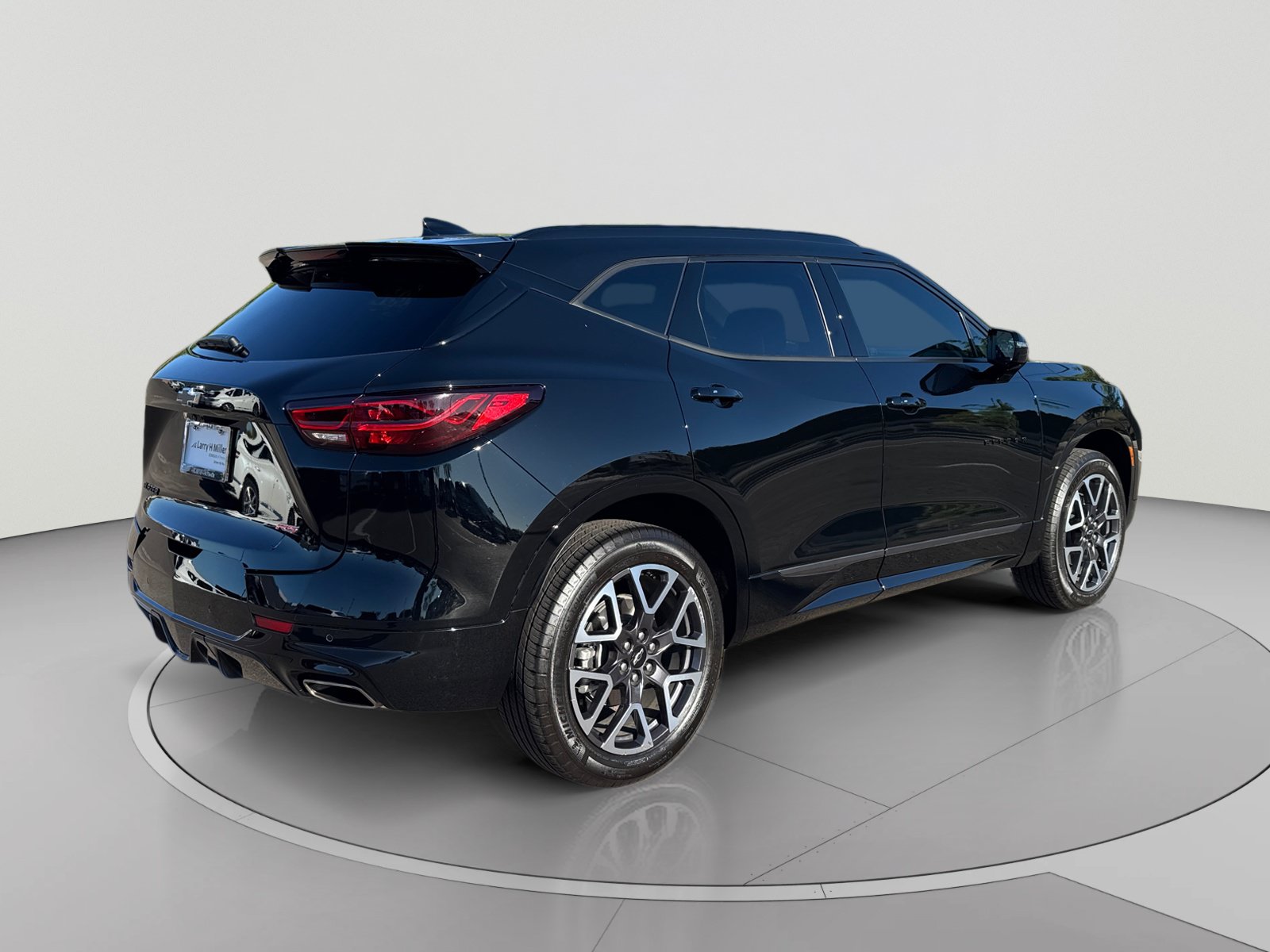 Used 2024 Chevrolet Blazer RS w/ Driver Confidence II Package FWD image 5