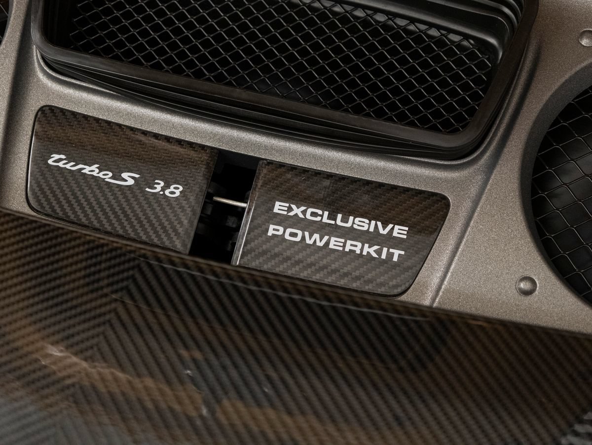 Certified 2018 Porsche 911 Turbo S AWD/4WD image 50