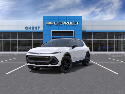 Used 2024 Chevrolet Equinox EV RS w/ Active Safety Package 3 AWD/4WD image 8