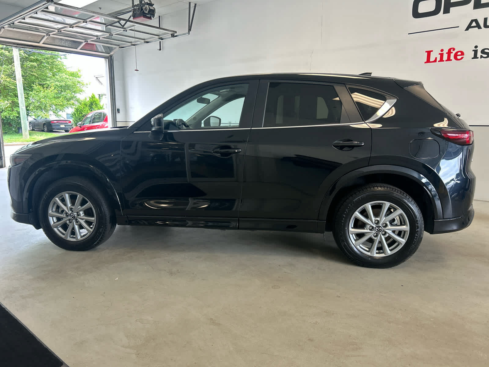 Certified 2024 MAZDA CX-5 AWD 2.5 S w/ Select Package image 3