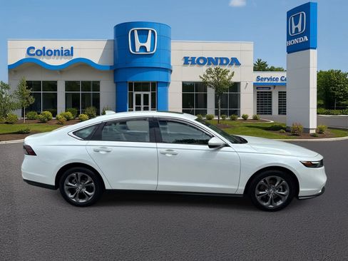 Used 2024 Honda Accord EX image 8