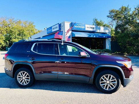 Used 2018 GMC Acadia SLE image 16