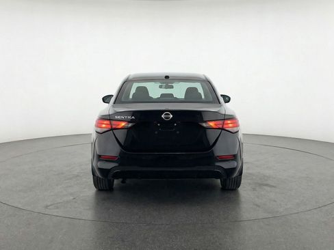 Used 2025 Nissan Sentra S FWD image 7