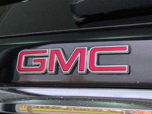 Used 2020 GMC Terrain SLT image 10