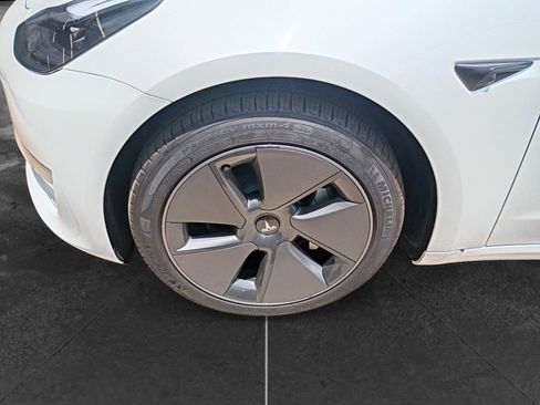Used 2023 Tesla Model 3 Long Range AWD/4WD image 8