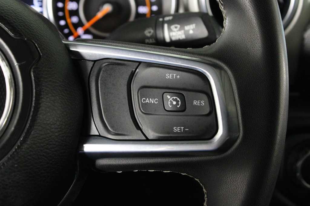 Used 2023 Jeep Gladiator Overland AWD/4WD image 25