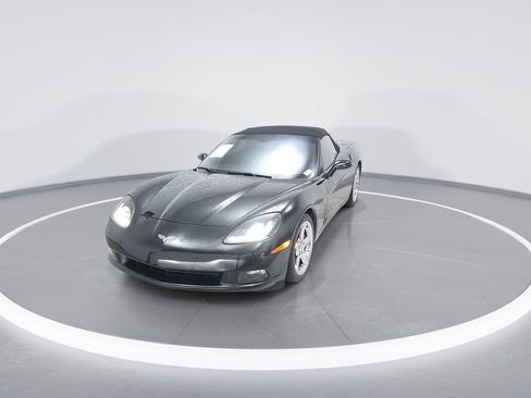 Used 2008 Chevrolet Corvette Convertible w/ Preferred Equipment Group image 3