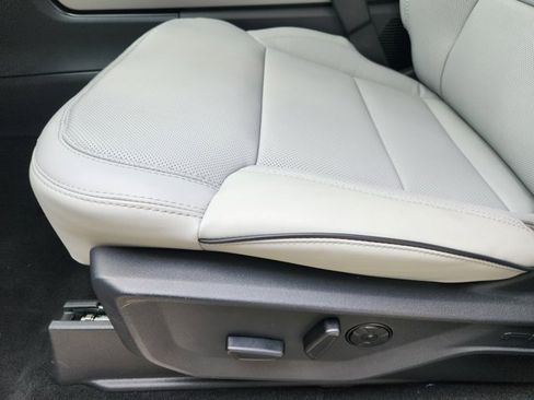 New 2026 Ford Expedition Platinum AWD/4WD image 18