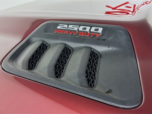 Used 2024 RAM 2500 Laramie w/ Sport Appearance Package image 28