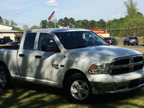 Used 2022 RAM 1500 Tradesman w/ Chrome Plus Package image 7