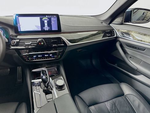 Certified 2023 BMW 540i 540i w/ Executive Package image 24