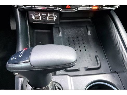 Used 2025 Dodge Durango GT image 27